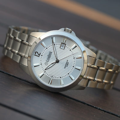 lindner-10-FJ68620-SQ-400x400